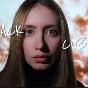 Carol Capel Lança Músicas Que Conectam a Batida do Corpo e Alma